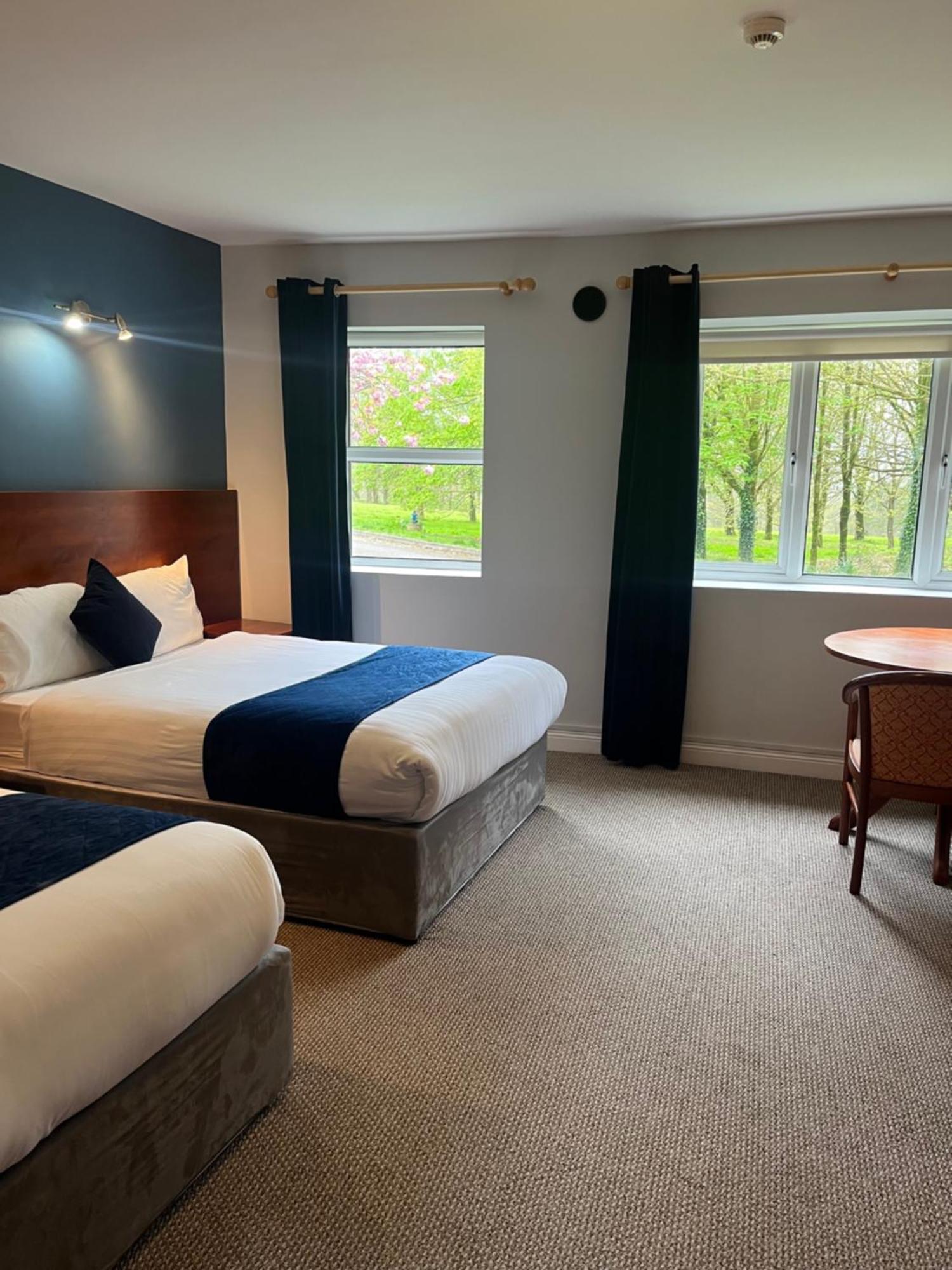 Fernhill Lodge Carrigaline Exteriör bild